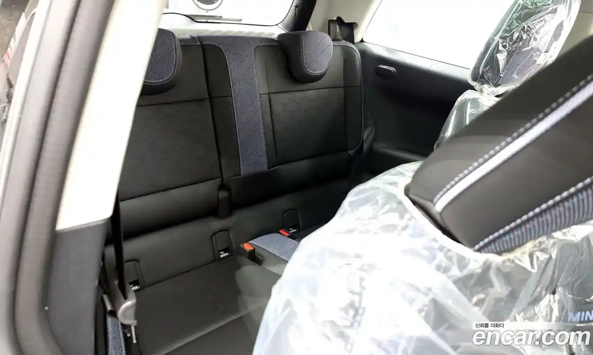 Mini Cooper 2024 0.1 Автомат в Москве № 213911, фото 9