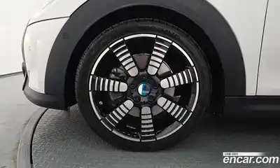 Mini Cooper Convertible 2023 2.0 Автомат в Москве № 214168, миниатюра 2