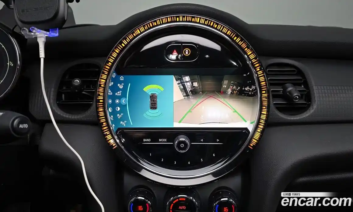 Mini Cooper Convertible 2023 2.0 Автомат в Москве № 214168, фото 7