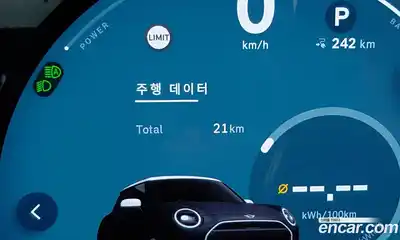 Mini Cooper 2024 0.1 Автомат в Москве № 214408, миниатюра 12