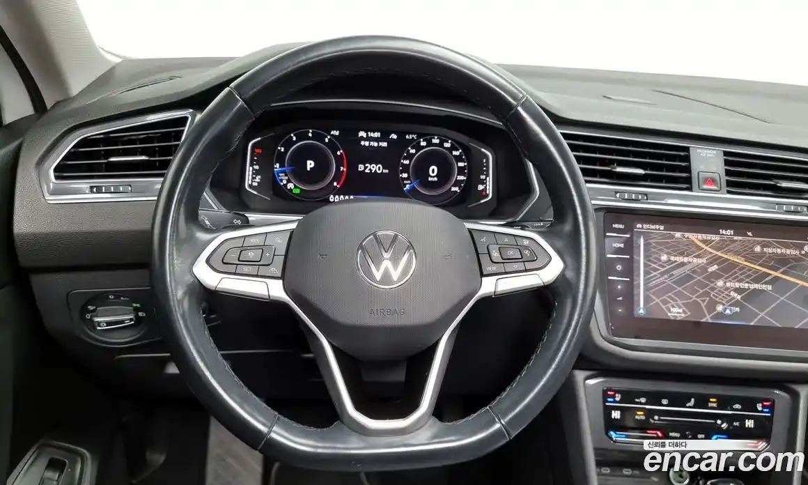 Volkswagen Tiguan 2023 2.0 Автомат в Москве № 215025, фото 8