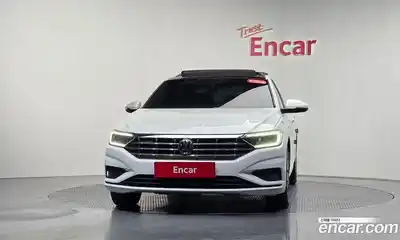 Volkswagen Jetta 2020 1.4 Автомат в Москве № 215221, миниатюра 2