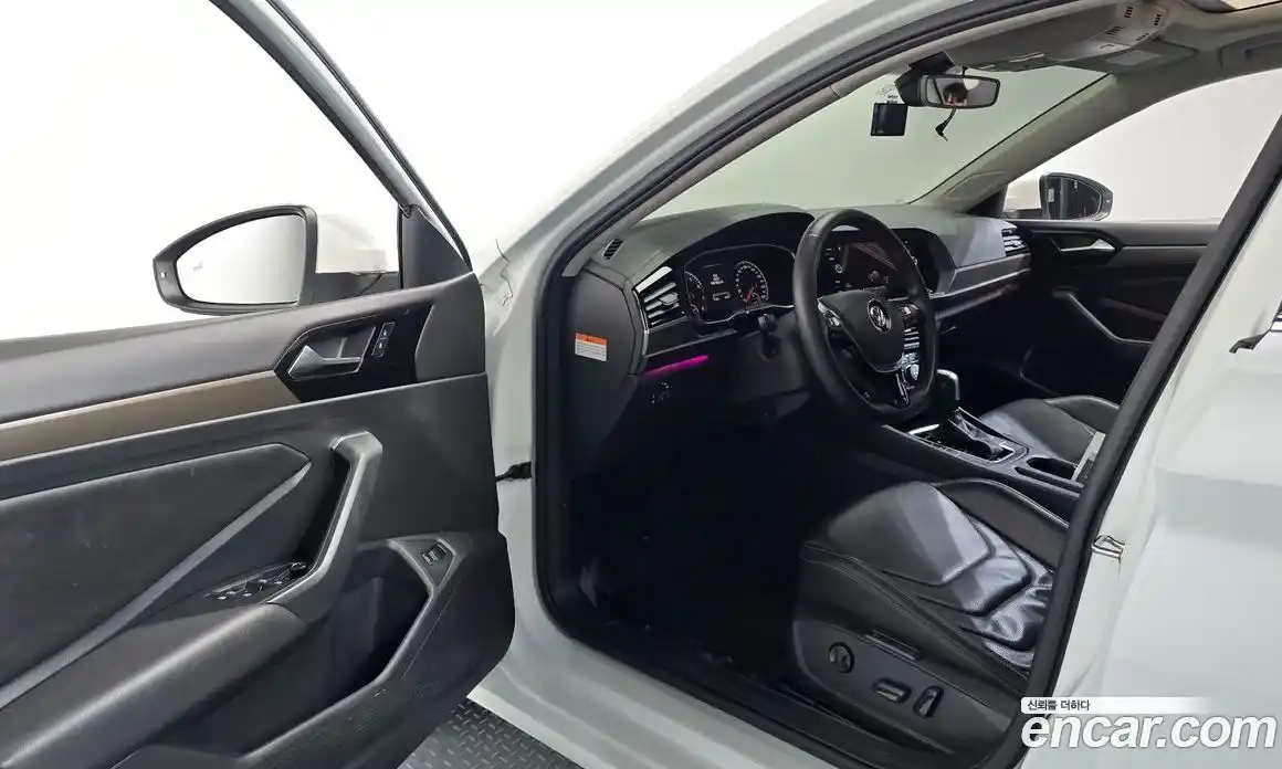 Volkswagen Jetta 2020 1.4 Автомат в Москве № 215221, фото 9