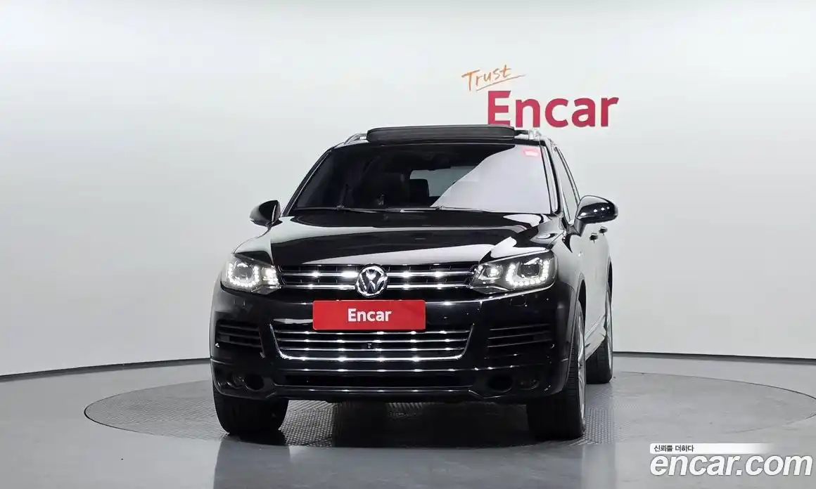 Volkswagen Touareg 2013 4.1 Автомат в Москве № 215385, фото 3