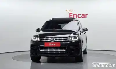 Volkswagen Touareg 2013 4.1 Автомат в Москве № 215385, миниатюра 3