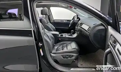 Volkswagen Touareg 2013 4.1 Автомат в Москве № 215385, миниатюра 10