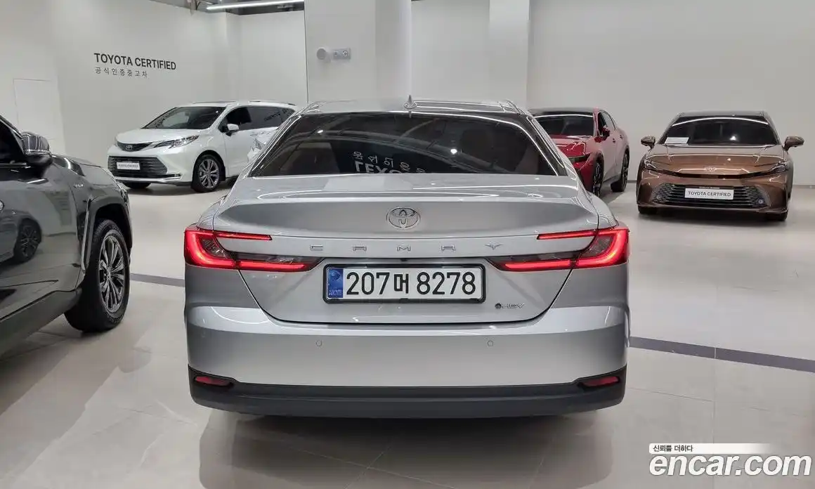 Toyota Camry 2025 2.5 Вариатор в Москве № 215577, фото 4