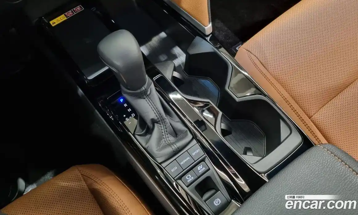 Toyota Camry 2025 2.5 Вариатор в Москве № 215577, фото 9