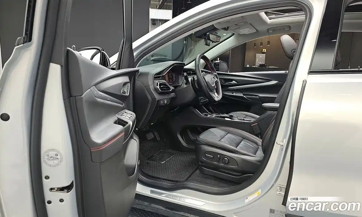 Chevrolet 볼트 EUV 2023 0.2 Автомат в Москве № 218169, фото 16