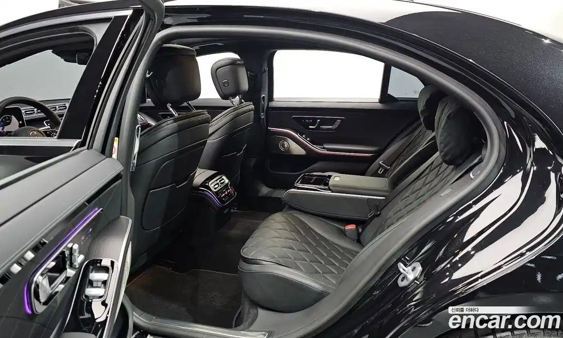 Mercedes-Benz S-Class 2023 3.0 Автомат в Москве № 219226, фото 16