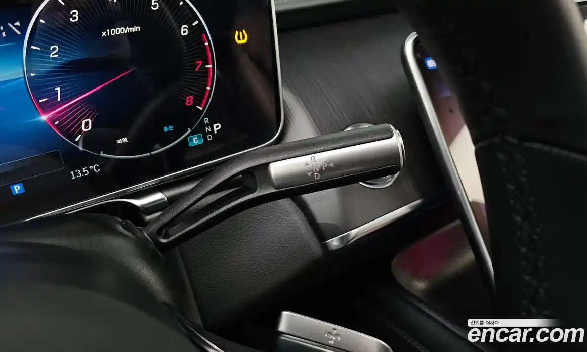 Mercedes-Benz S-Class 2023 3.0 Автомат в Москве № 219226, фото 9