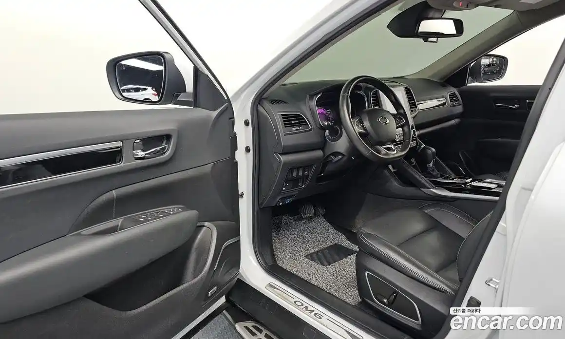 Renault QM6 2024 2.0 Автомат в Москве № 220992, фото 11