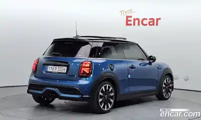 Mini Cooper 2023 2.0 Автомат в Москве № 221552, миниатюра 2