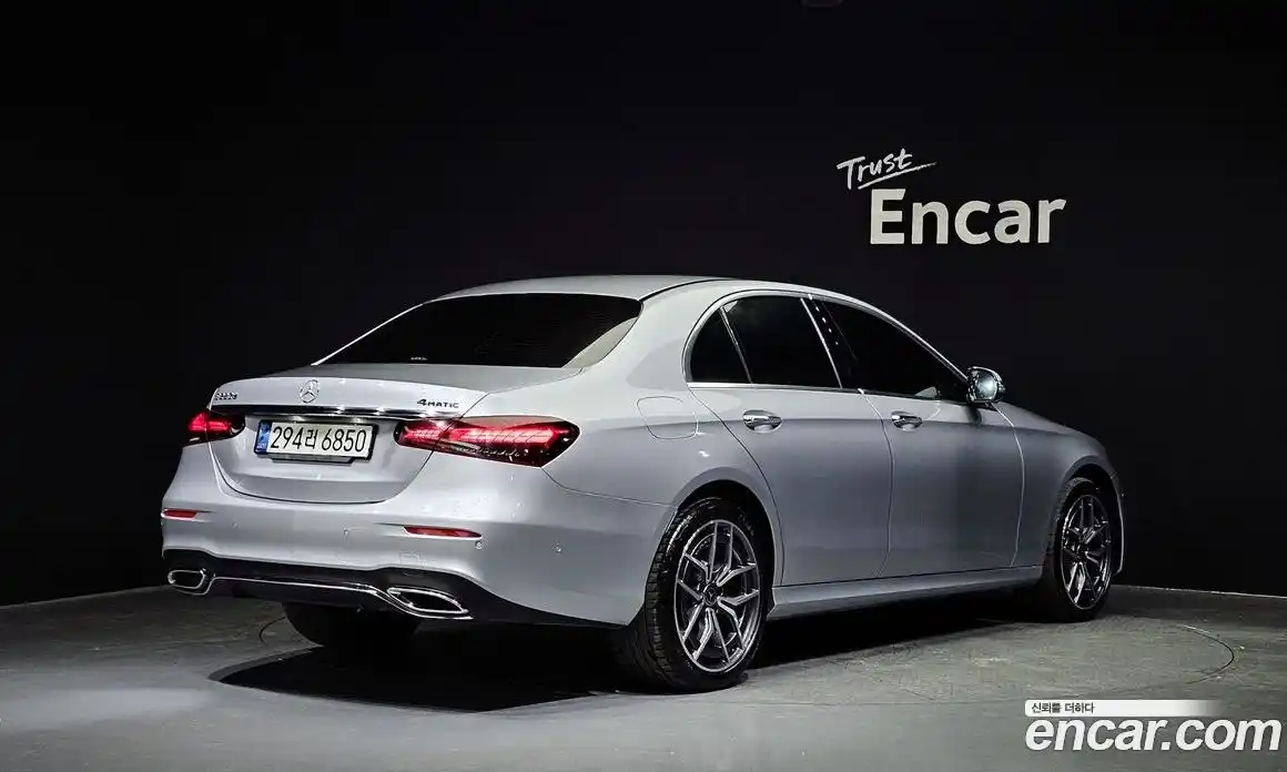 Mercedes-Benz E-Class 2022 1.9 Автомат в Москве № 224934, фото 13