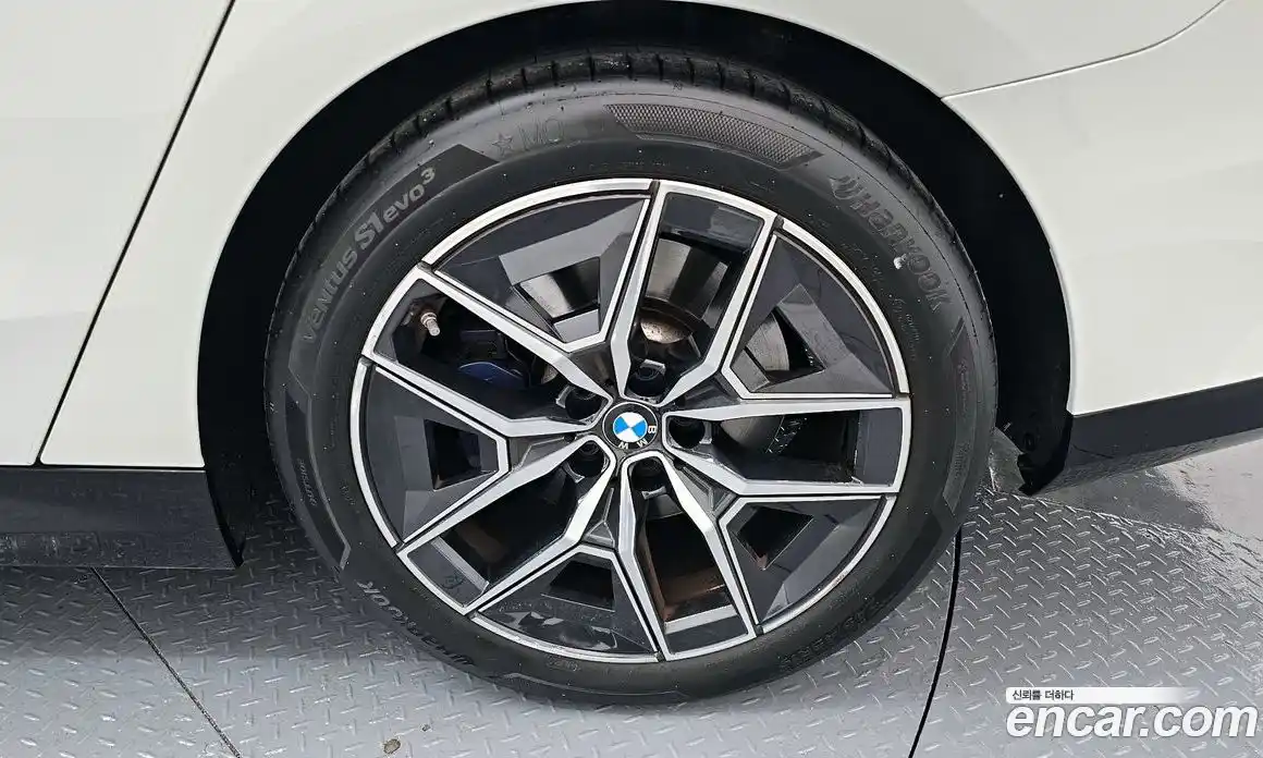 BMW 5-Series 2024 2.0 Автомат в Москве № 227897, фото 14