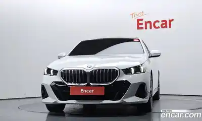 BMW 5-Series 2024 2.0 Автомат в Москве № 227897, миниатюра 3