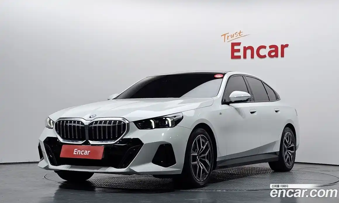 BMW 5-Series 2024 2.0 Автомат в Москве № 227897, фото 9