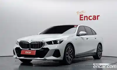 BMW 5-Series 2024 2.0 Автомат в Москве № 227897, миниатюра 9