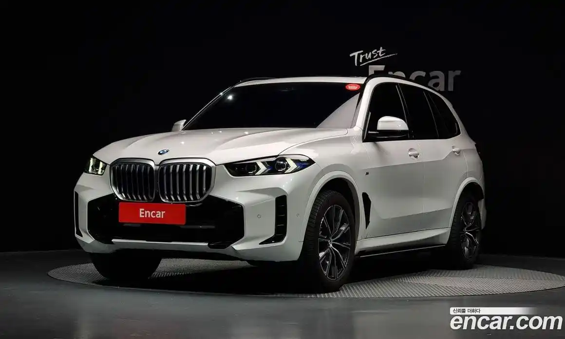 BMW X5 2024 3.0 Автомат в Москве № 228087, фото 1