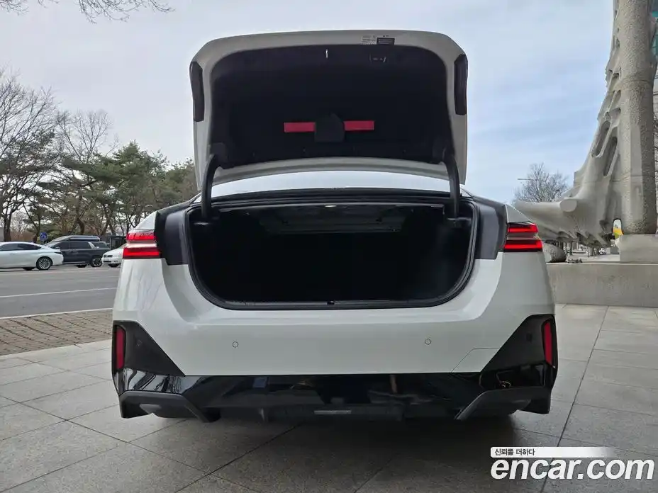 BMW 5-Series 2024 2.0 Автомат в Москве № 228517, фото 20