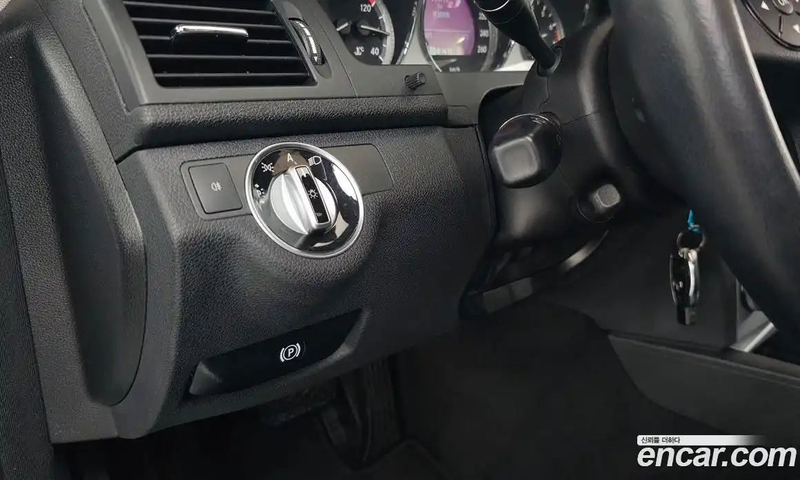 Mercedes-Benz C-Class 2011 1.8 Автомат в Москве № 229641, фото 20