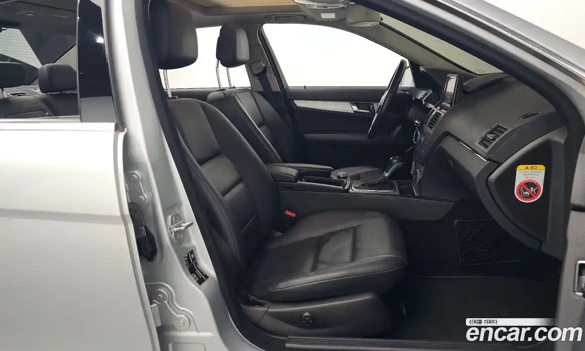 Mercedes-Benz C-Class 2011 1.8 Автомат в Москве № 229641, фото 3