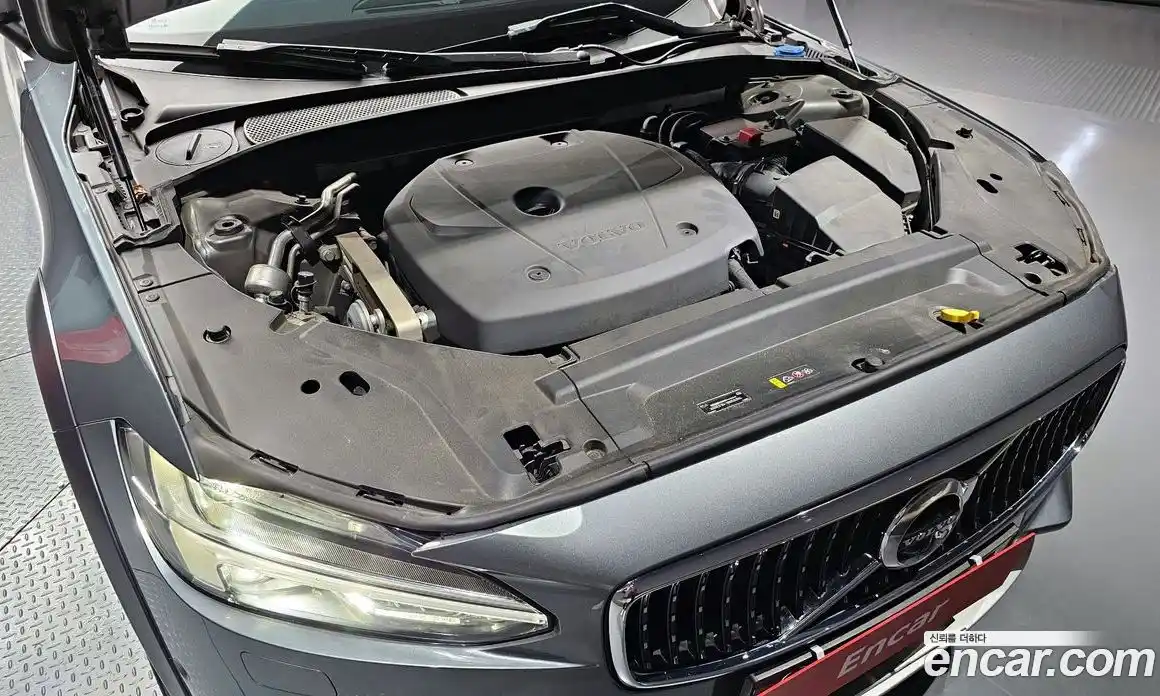 Volvo V90 2018 2.0 Автомат в Москве № 230557, фото 20