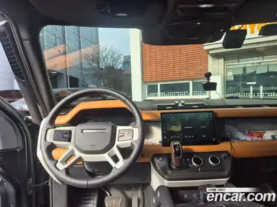 Land Rover Defender 2023 3.0 Автомат в Москве № 231331, миниатюра 12