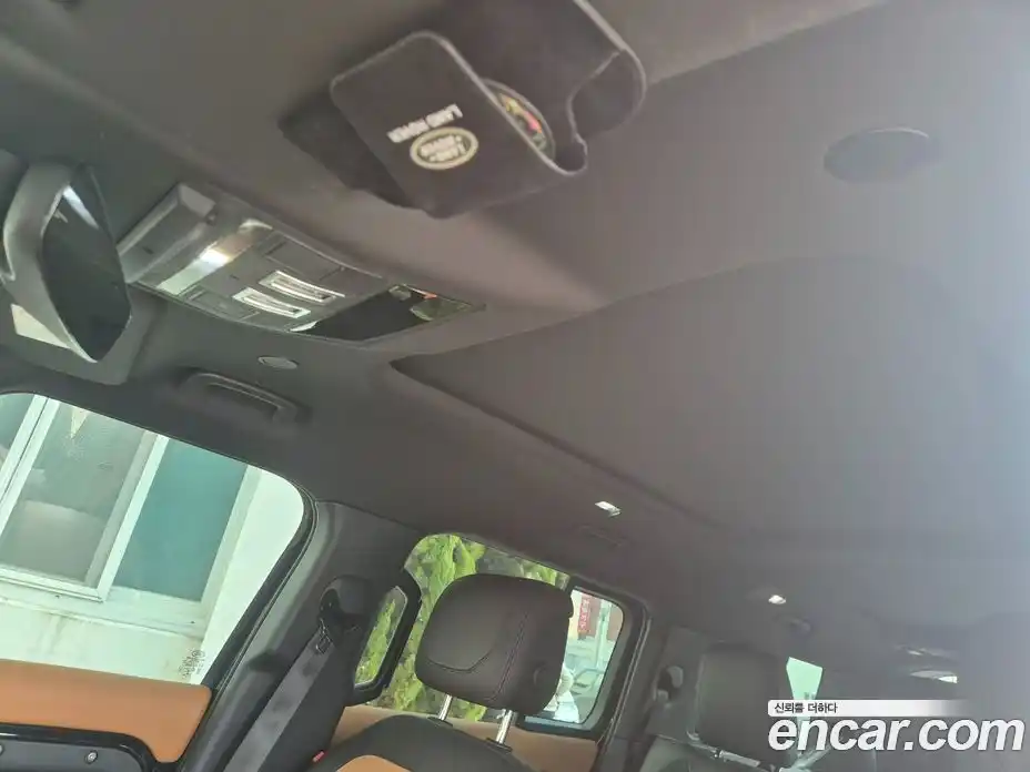 Land Rover Defender 2023 3.0 Автомат в Москве № 231331, фото 18