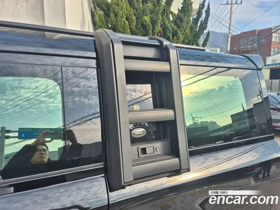 Land Rover Defender 2023 3.0 Автомат в Москве № 231331, фото 19