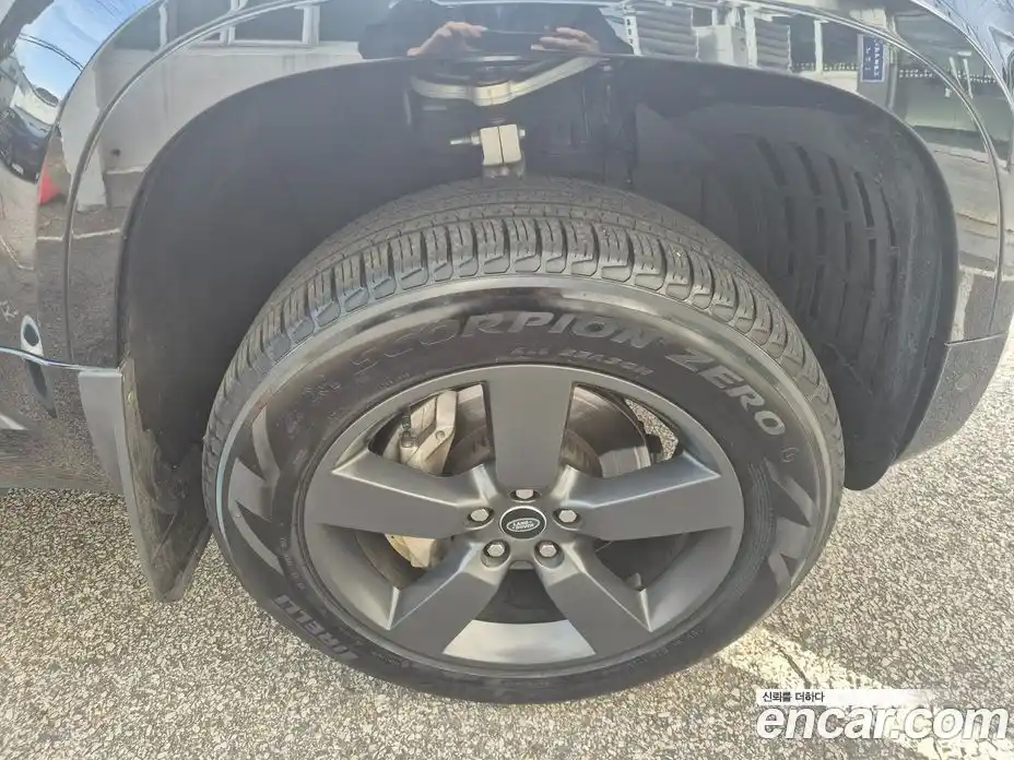 Land Rover Defender 2023 3.0 Автомат в Москве № 231331, фото 5