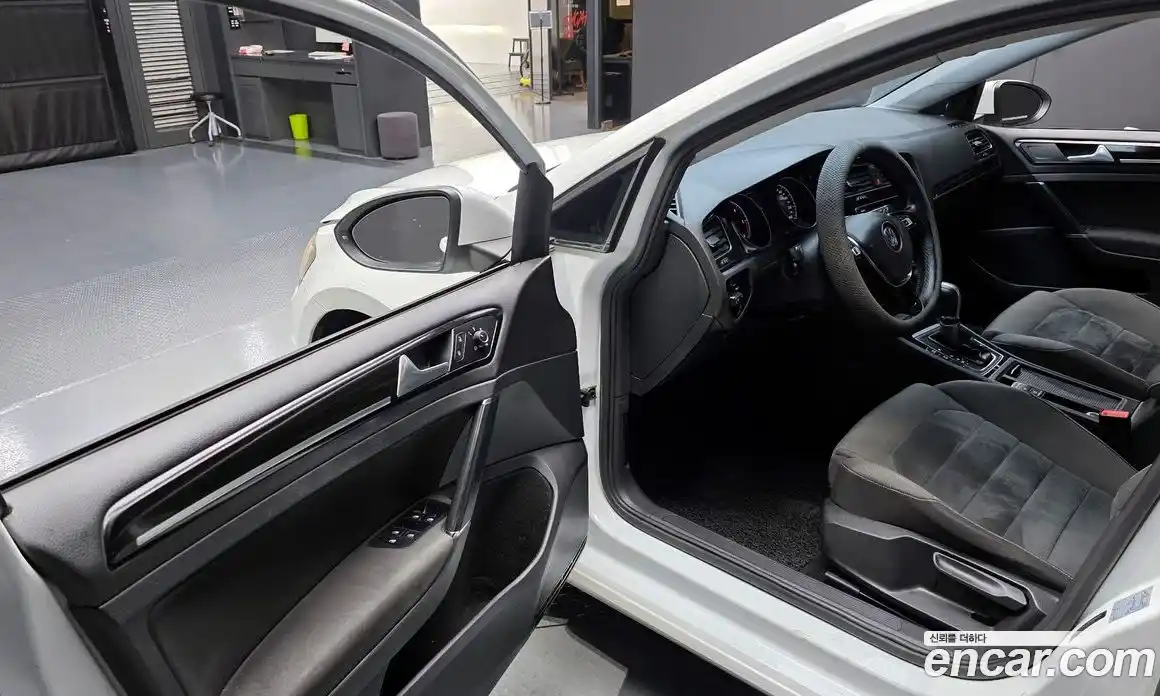 Volkswagen Golf 2014 2.0 Автомат в Москве № 231566, фото 11