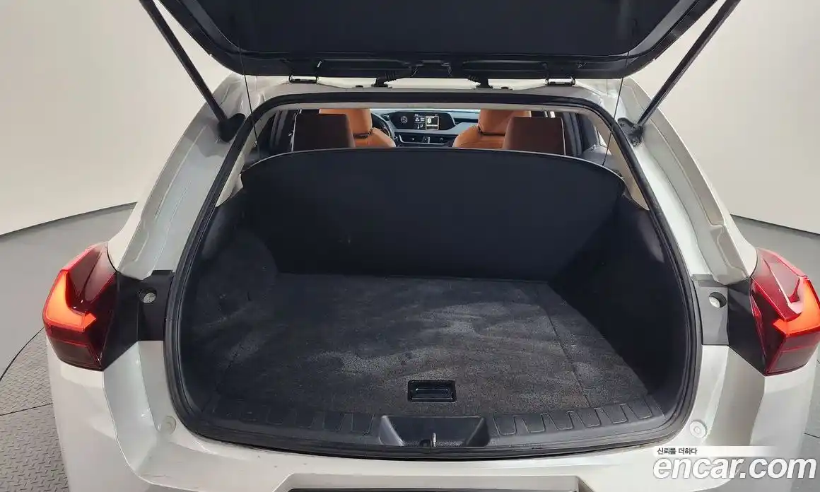 Lexus UX 2019 2.0 Автомат в Москве № 232003, фото 19