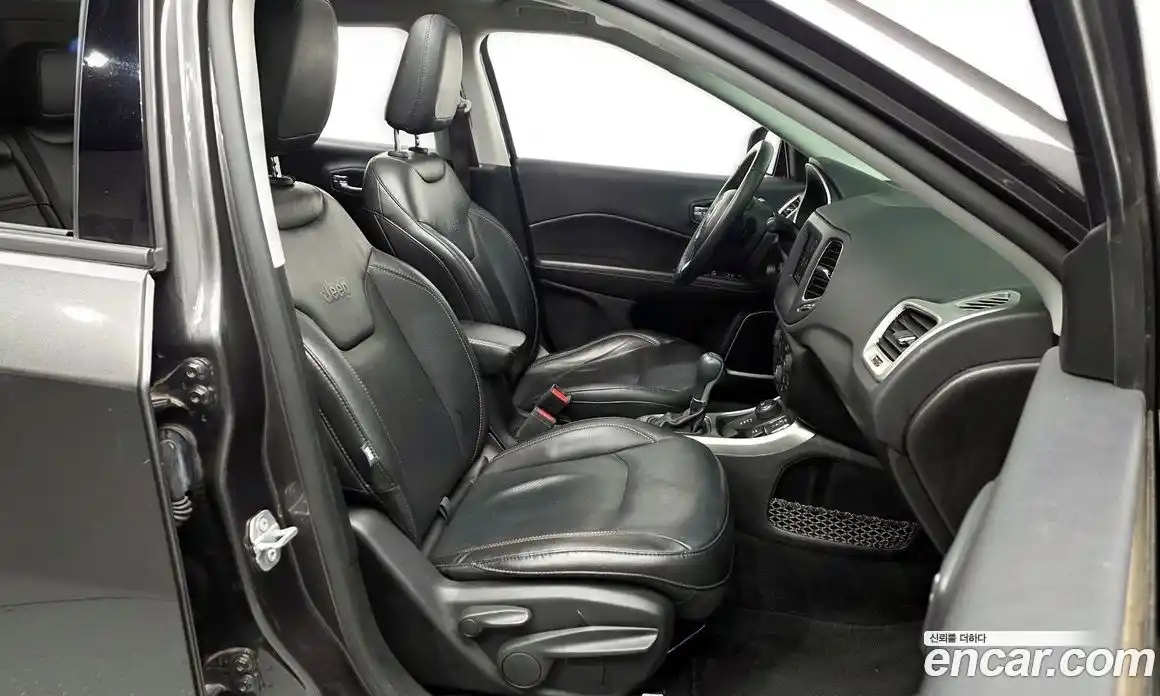 Jeep Compass 2019 2.4 Автомат в Москве № 232388, фото 16