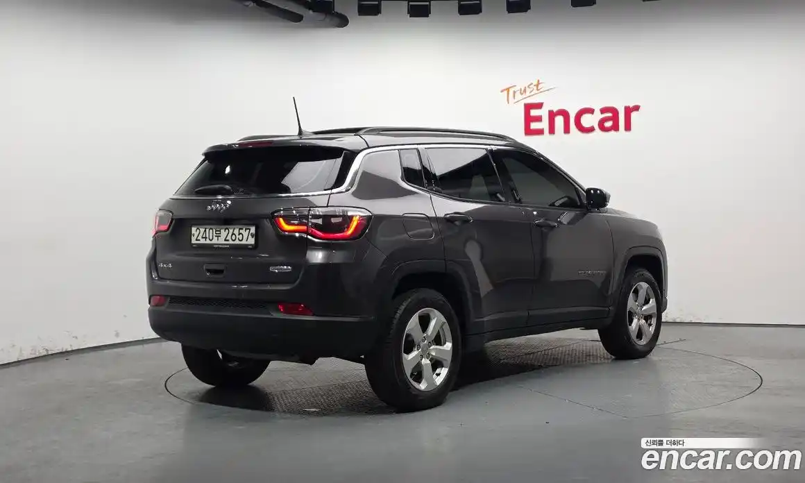 Jeep Compass 2019 2.4 Автомат в Москве № 232388, фото 19