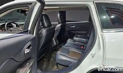 Jeep Cherokee 2014 2.0 Автомат в Москве № 232567, миниатюра 11