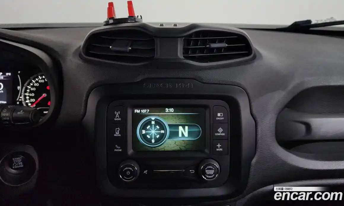 Jeep Renegade 2016 2.4 Автомат в Москве № 232613, фото 10