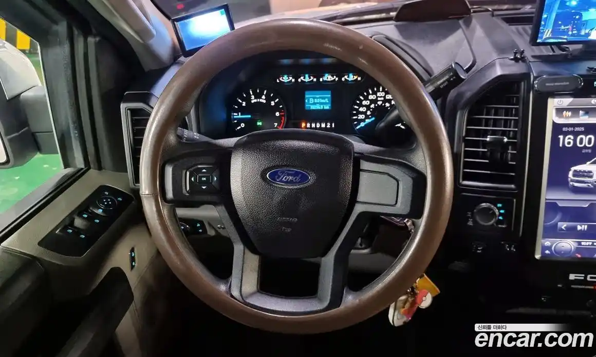 Ford F150 2016 5.0 Автомат в Москве № 233318, фото 9