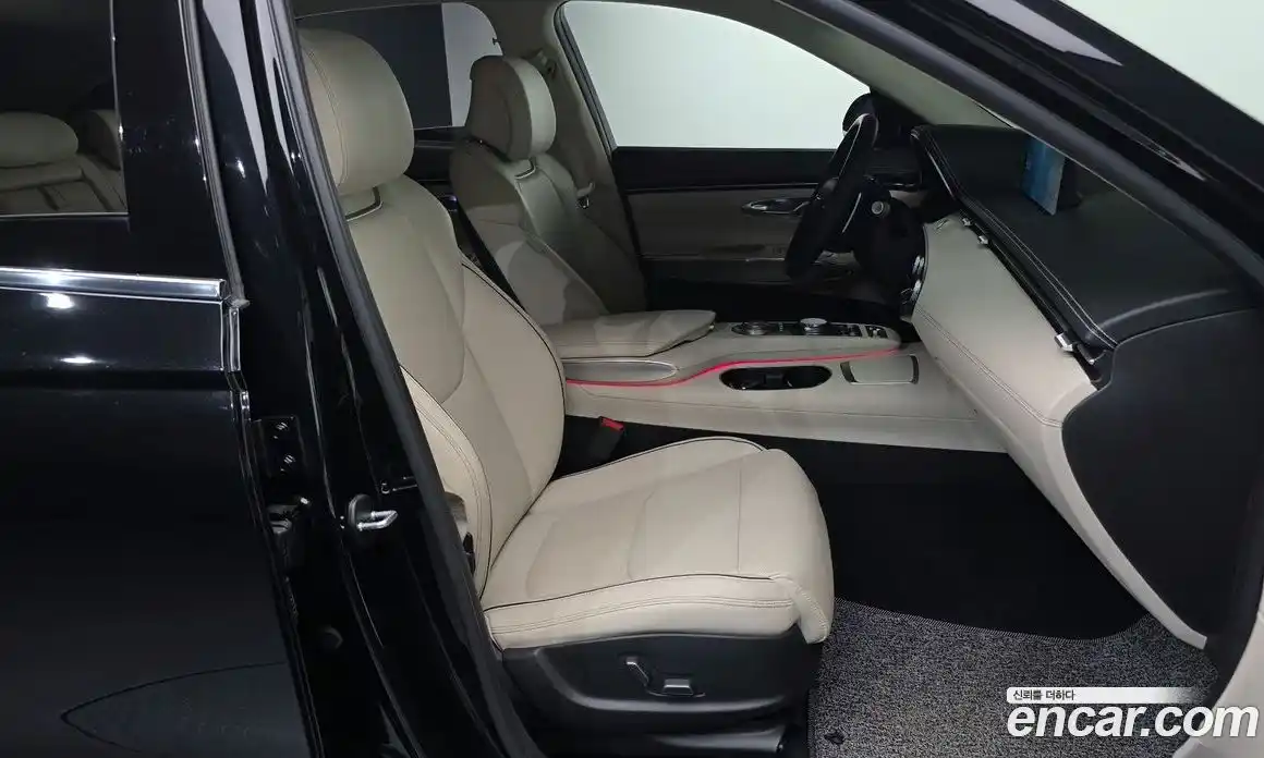 Genesis GV70 2022 2.5 Автомат в Москве № 25095, фото 11