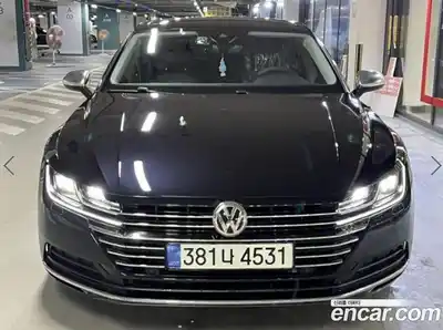 Volkswagen Arteon 2018 2.0 Автомат в Москве № 255083, миниатюра 2