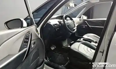 Citroen C4 Picasso 2018 1.6 Автомат в Москве № 256801, миниатюра 12