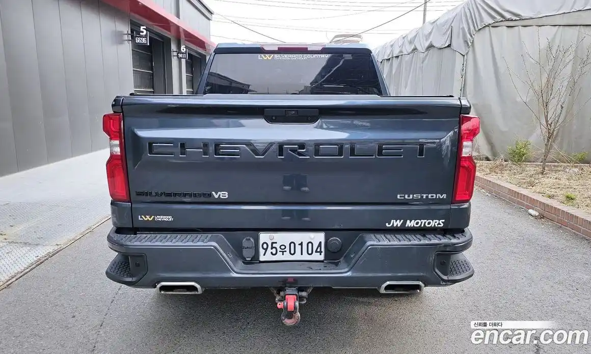 Chevrolet Silverado 2020 5.3 Автомат в Москве № 260440, фото 4
