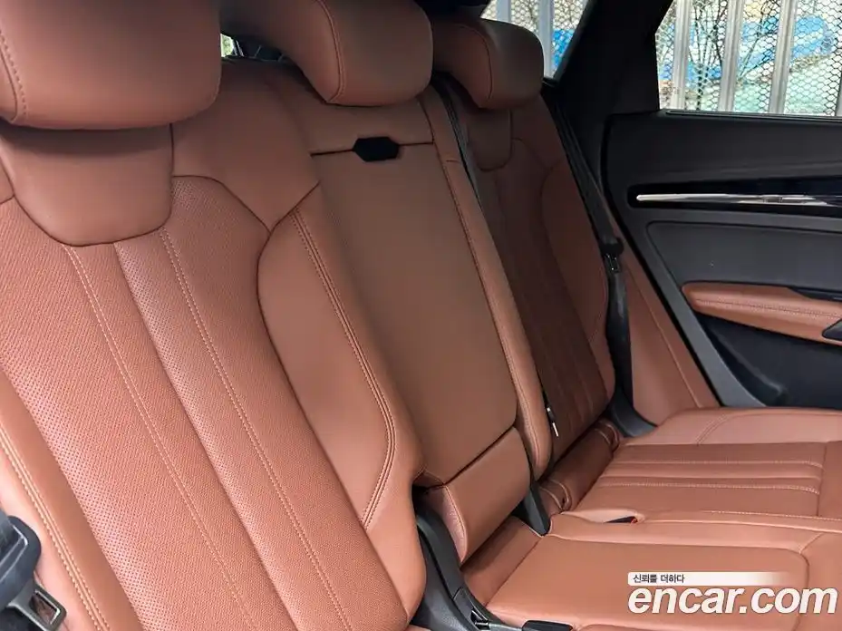 Audi Q5 2024 2.0 Автомат в Москве № 269343, фото 17