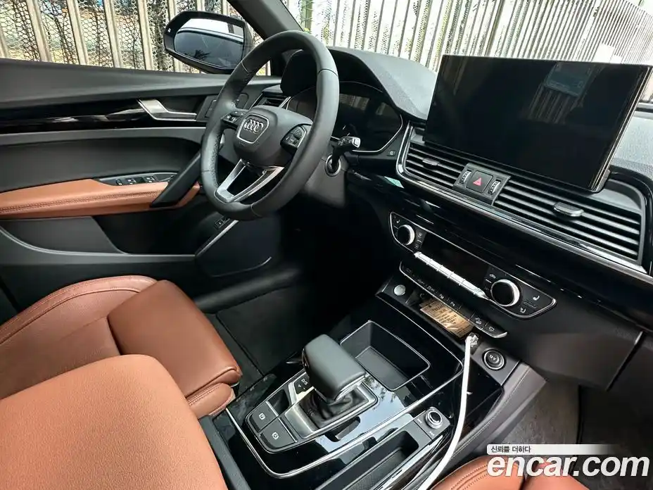 Audi Q5 2024 2.0 Автомат в Москве № 269343, фото 18