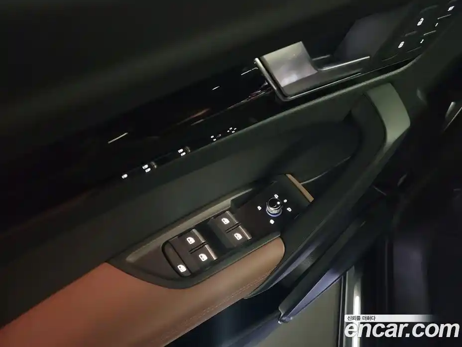 Audi Q5 2024 2.0 Автомат в Москве № 269343, фото 10