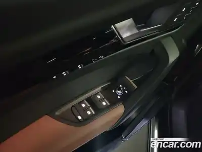 Audi Q5 2024 2.0 Автомат в Москве № 269343, миниатюра 10