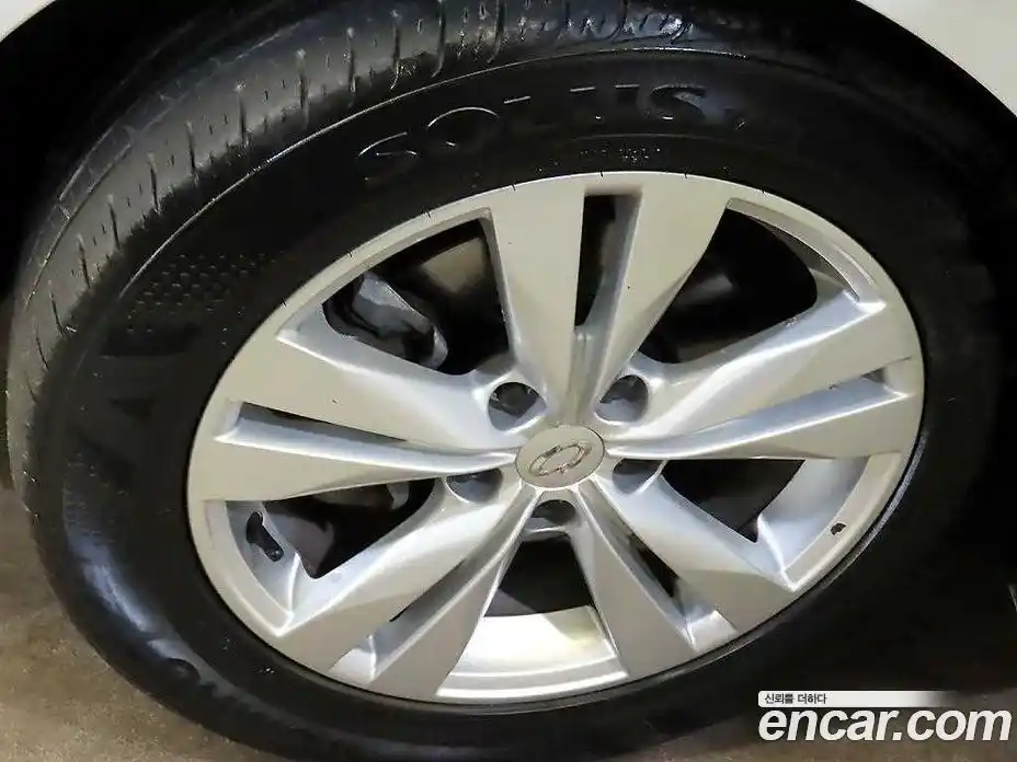 Renault SM6 2017 2.0 Автомат в Москве № 277263, фото 20