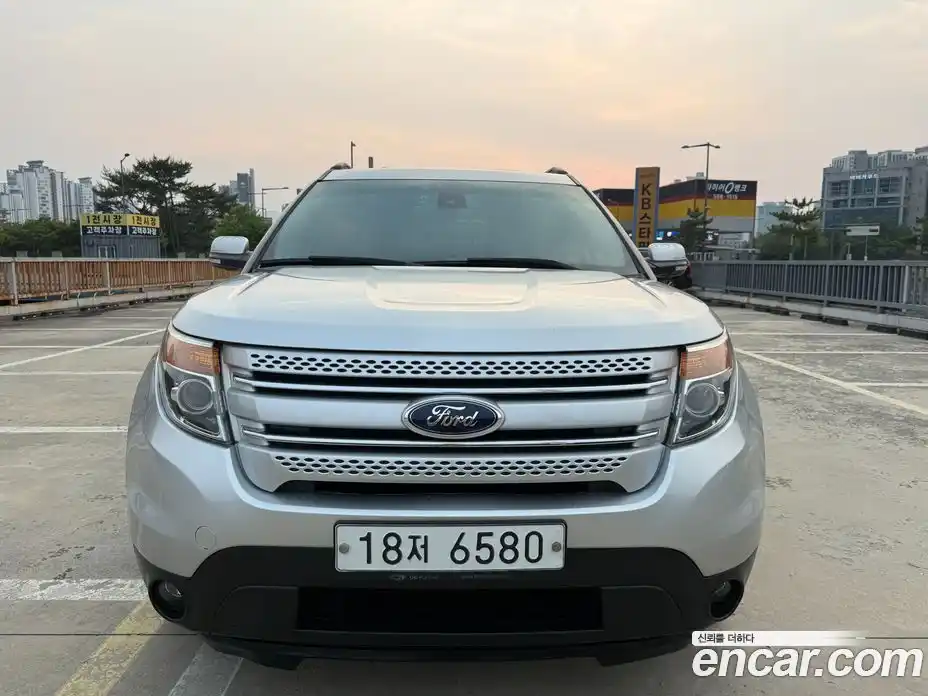 Ford Explorer 2015 3.5 Автомат в Москве № 282148, фото 3