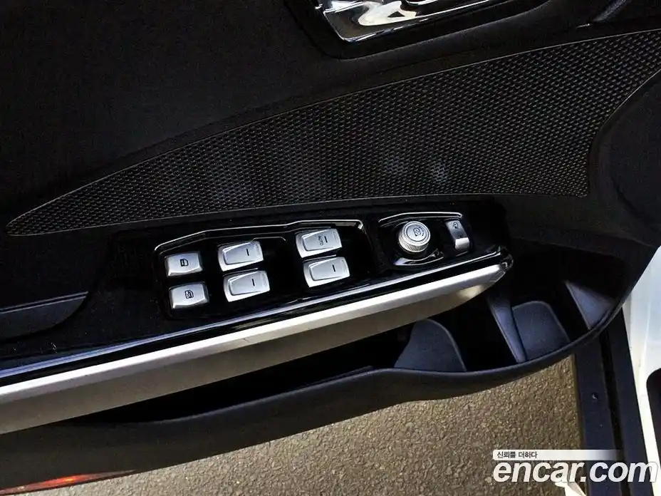 SsangYong TIBOLI 2016 1.6 Автомат в Москве № 29327, фото 13