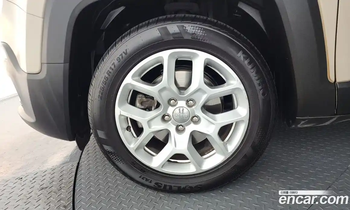 Jeep Renegade 2016 2.4 Автомат в Москве № 302251, фото 1